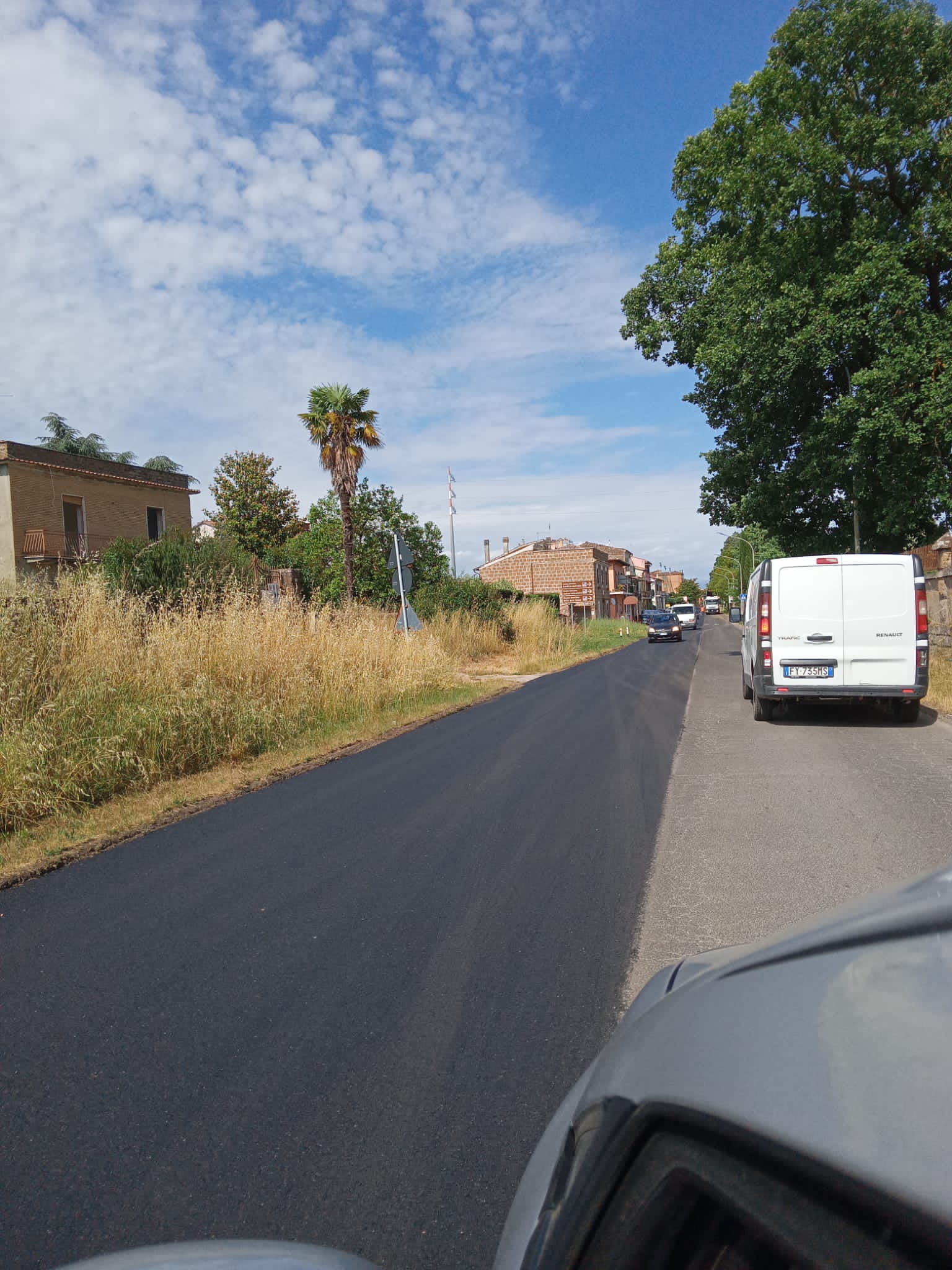 - al via i lavori di rifacimento della pav­imentazione stradale a Castel Sant’Elia 